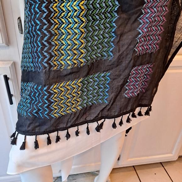 Hirbawi Original Of Palenstine Keffiyeh Multicolor Zigzag Pattern Scarf Wrap - Picture 2 of 7
